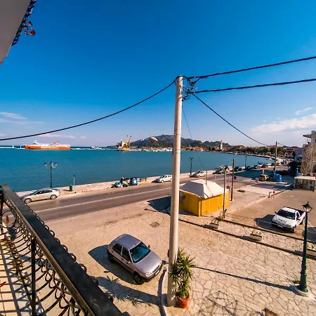 Saint Loukas Apartahotel *