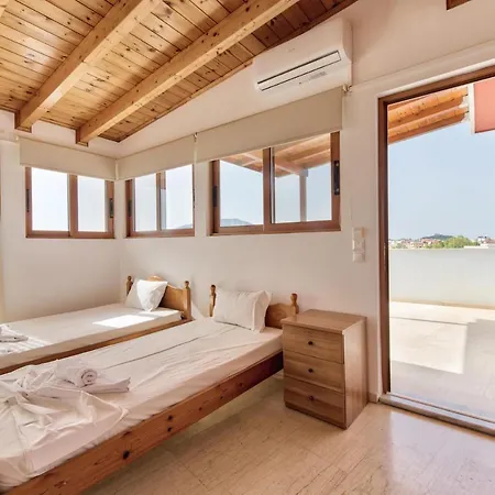 Apartahotel Saint Loukas