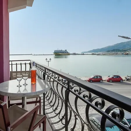 Apartahotel Saint Loukas