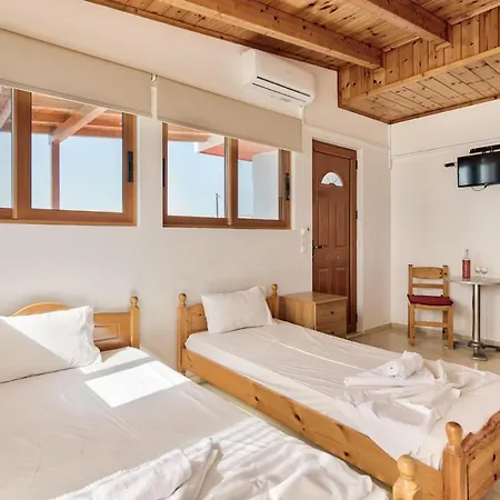 Saint Loukas Apartahotel *